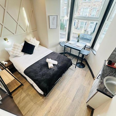 London 72 City Center Studio Top Location I 외부 사진