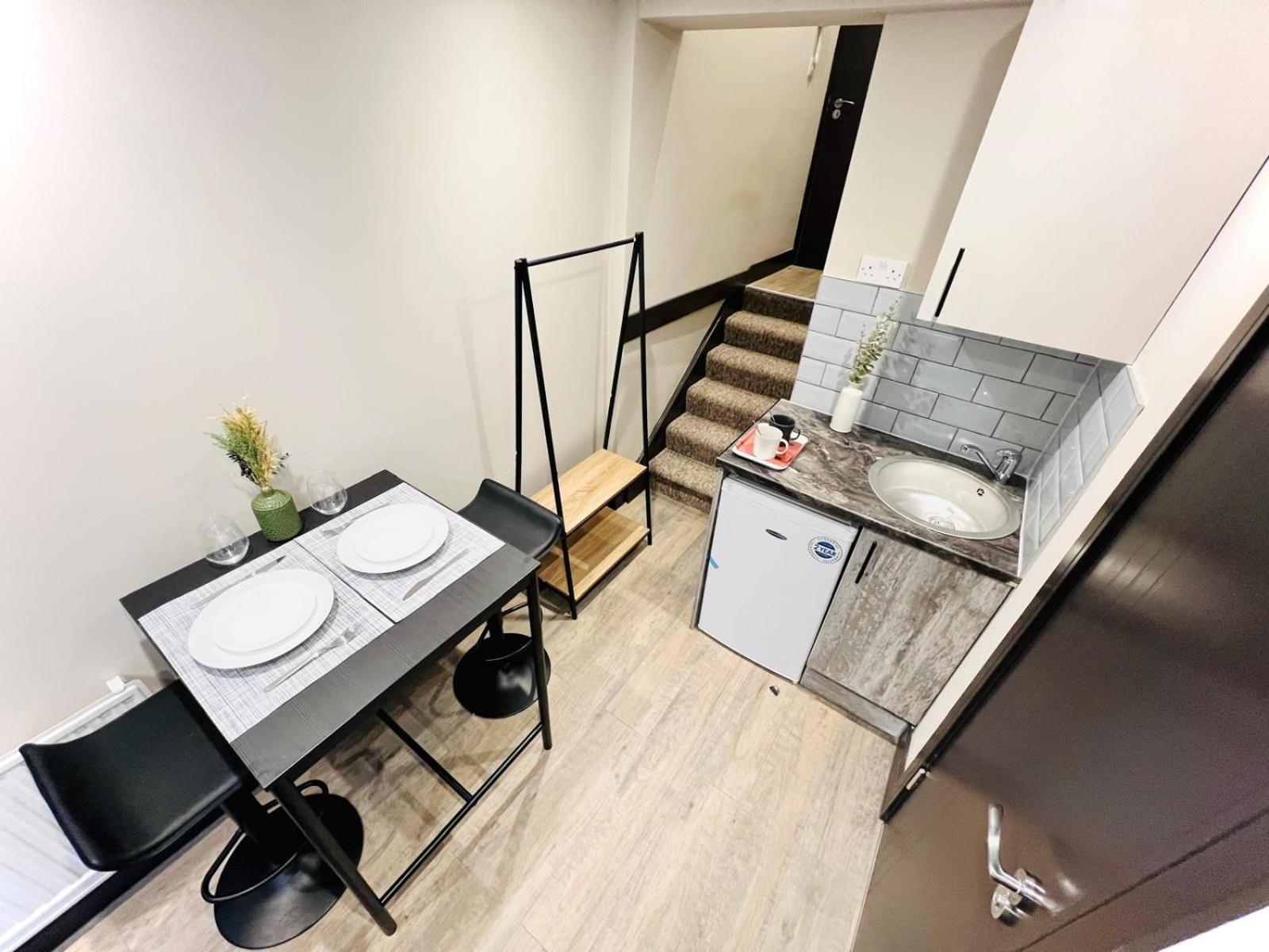 London 72 City Center Studio Top Location I 외부 사진