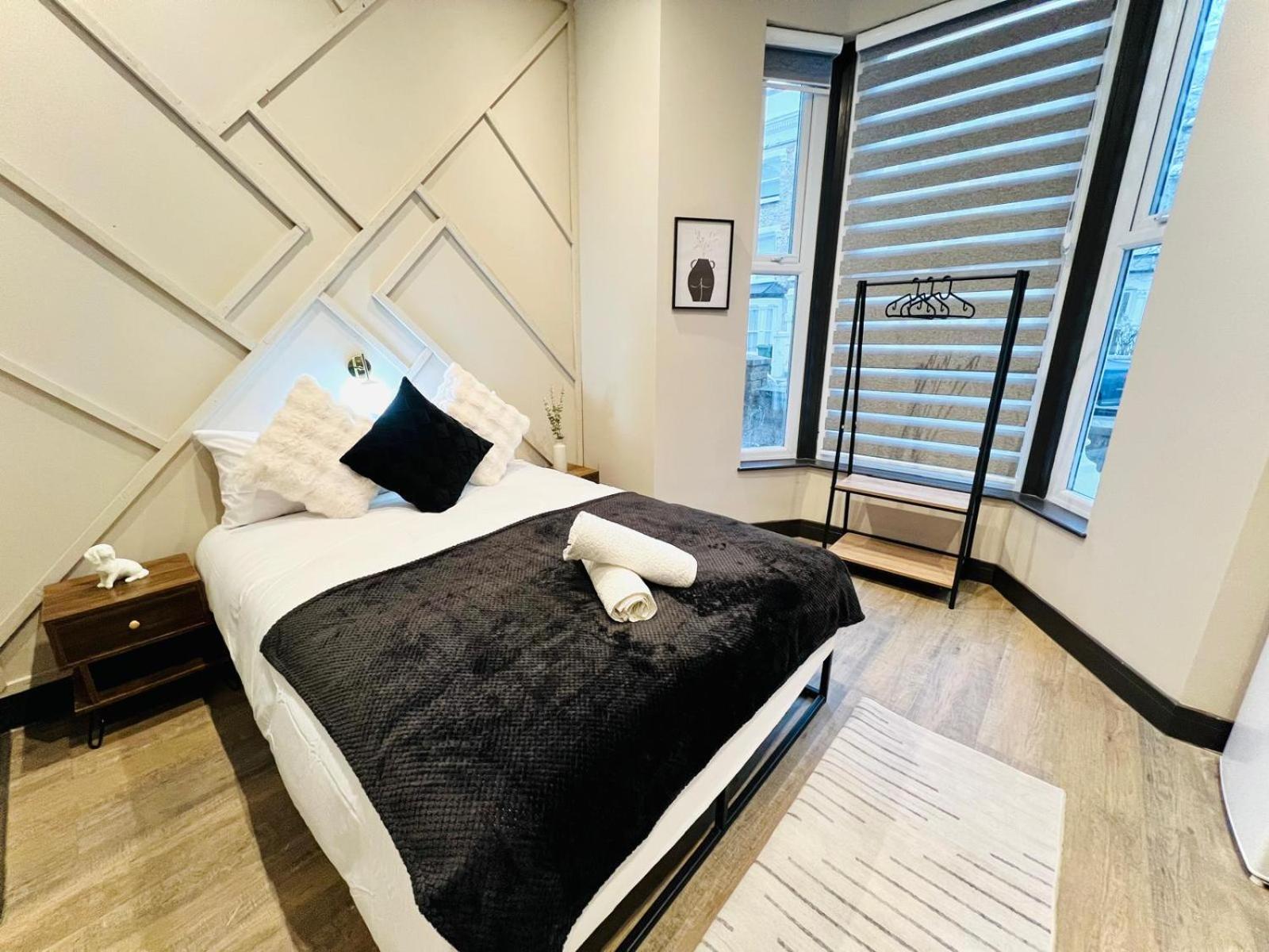 London 72 City Center Studio Top Location I 외부 사진