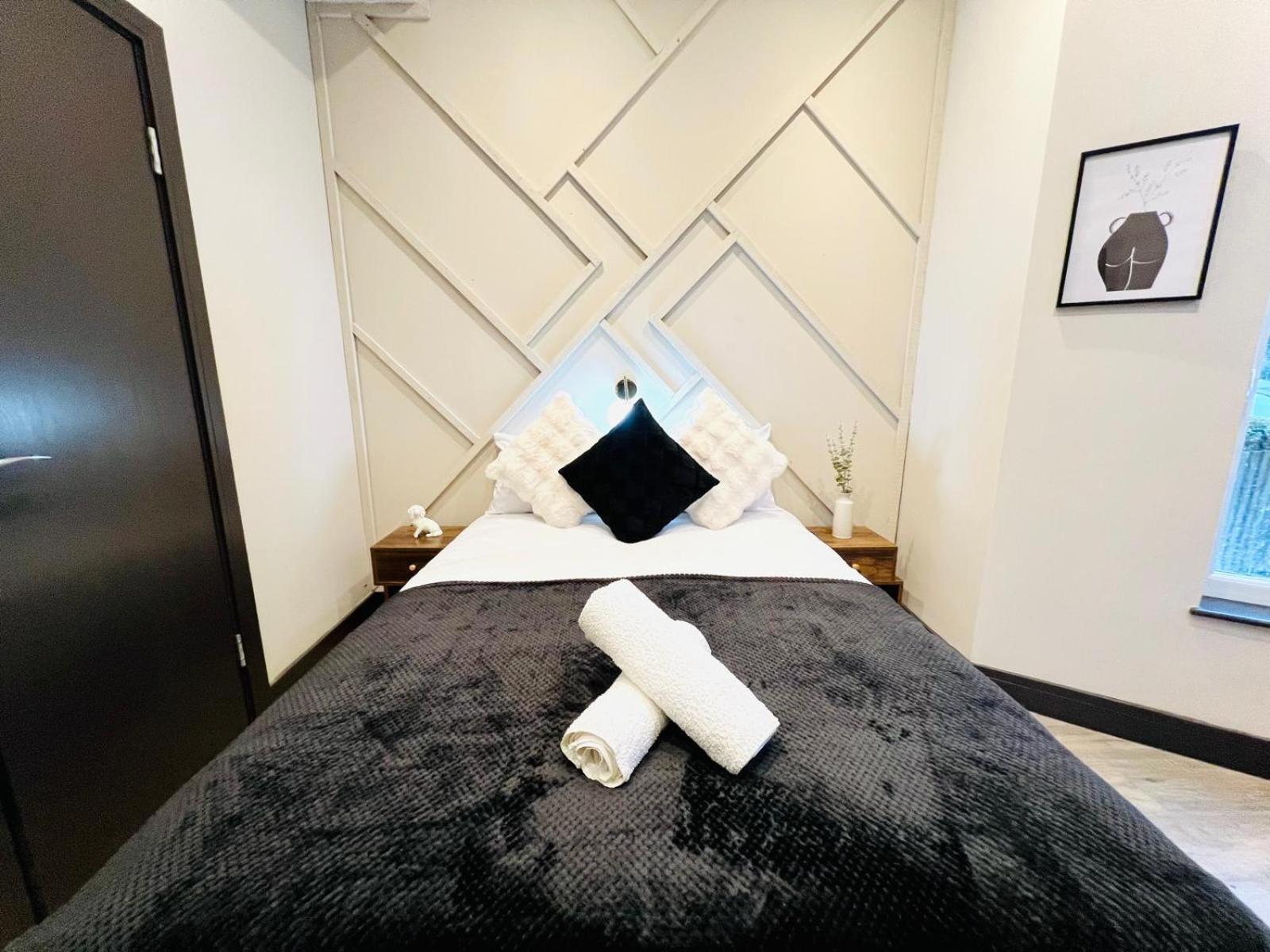 London 72 City Center Studio Top Location I 외부 사진
