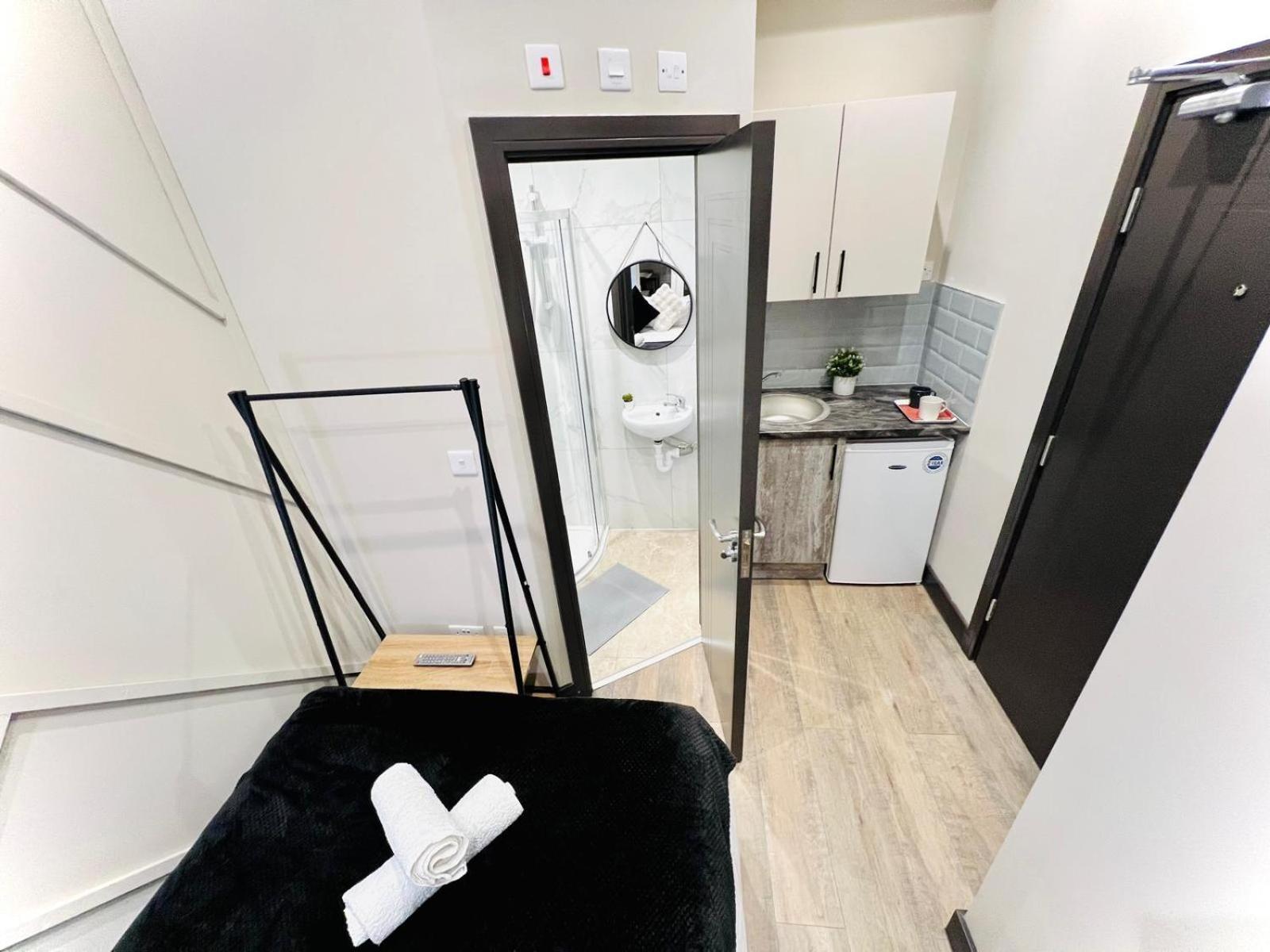 London 72 City Center Studio Top Location I 외부 사진