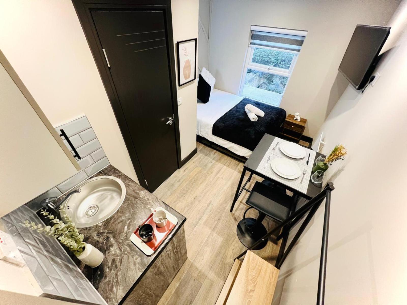 London 72 City Center Studio Top Location I 외부 사진