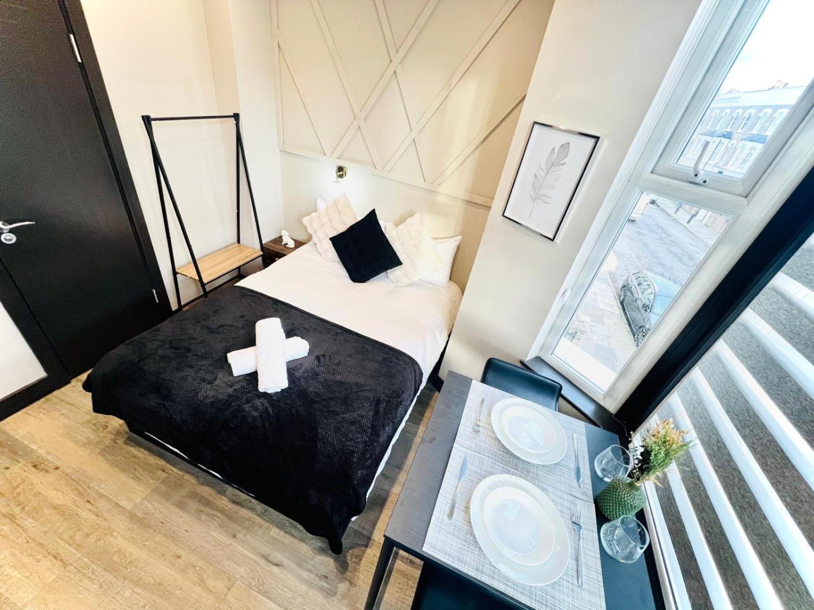 London 72 City Center Studio Top Location I 외부 사진